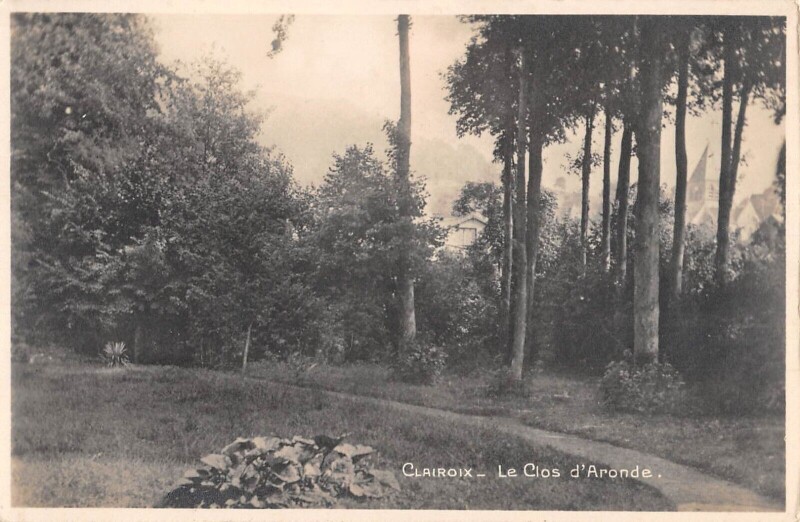 Carte postale ancienne Clairoix Le Clos D'Aronde à Clairoix
