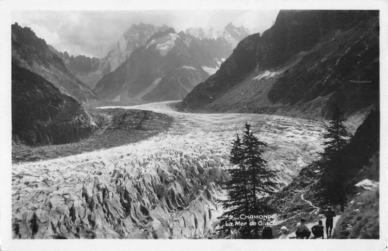 Carte postale ancienne Chamonix La Mer De Glace
