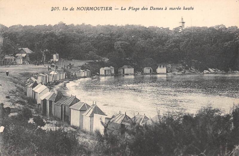 Carte postale ancienne Ile De Noirmoutier La Plage Des Dames A Maree Haute
