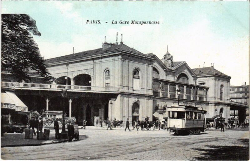 Carte postale ancienne La Gare Montparnasse à Paris 14e