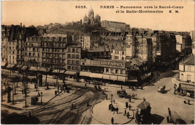 Carte postale ancienne Paris 9e Panorama vers le Sacre-Coeur Butte Montmartre à Paris 9e