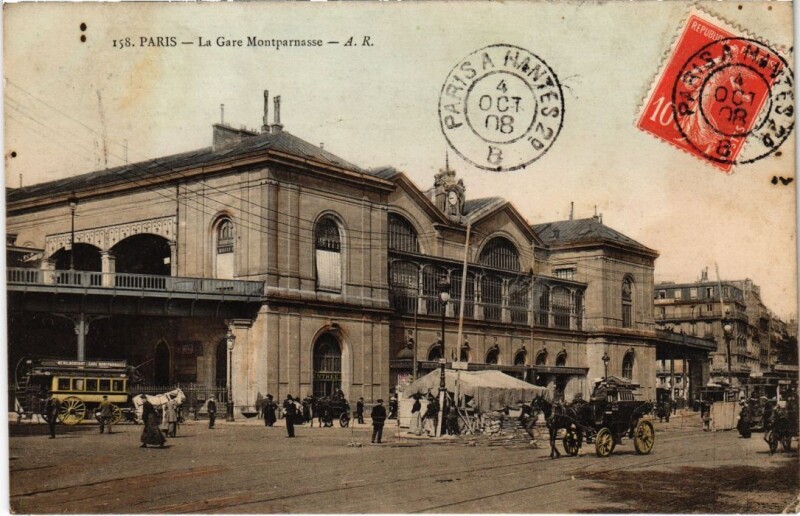 Carte postale ancienne La Gare Montparnasse à Paris 6e