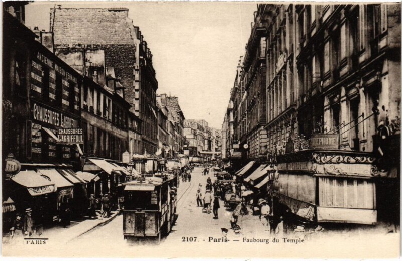 Carte postale ancienne Paris 3e Faubg du Temple à Paris 3e