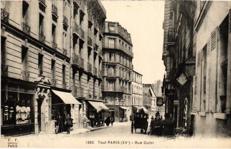Carte postale ancienne Rue Dutot à Paris 15e
