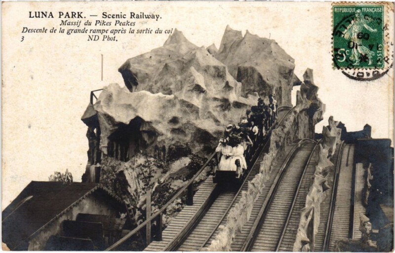 Carte postale ancienne Luna Park - Scenic Railway à Paris 17e