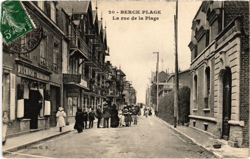 Carte postale ancienne Berck-Plage Rue de la plage à Berck
