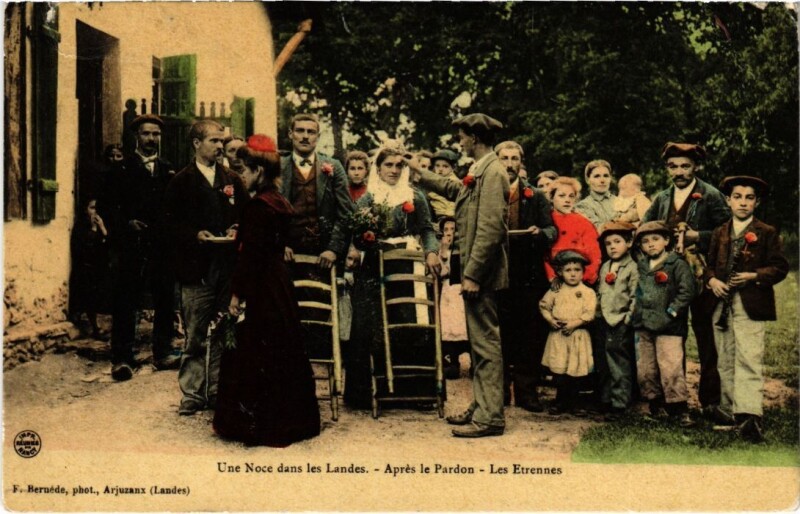 Carte postale ancienne Folklore un noce dans les Landes apres le pardon les Etrennes