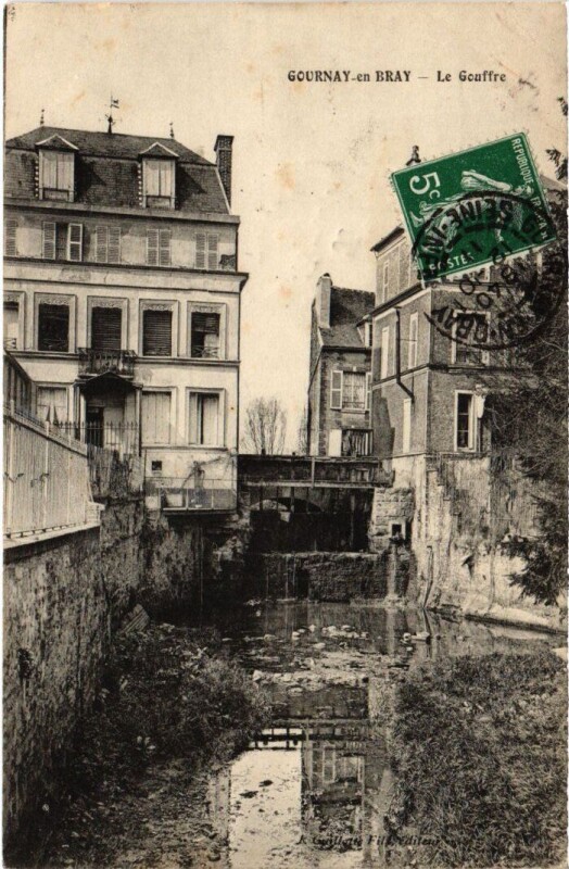 Carte postale ancienne Gournay-Enbray Le Gouffre