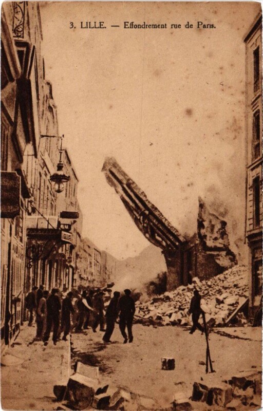 Carte postale ancienne Lille Effondrement Rue de Paris à Lille
