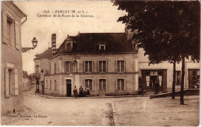 Carte postale ancienne Parcay Carrefour de la Route de la Selerine