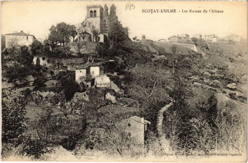 Carte postale ancienne Ecotay-L'Olme Ruines du Chateau