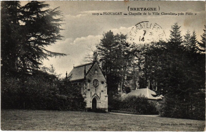 Carte postale ancienne Plouagat Chapelle de la Ville Chevalier pres Plelo