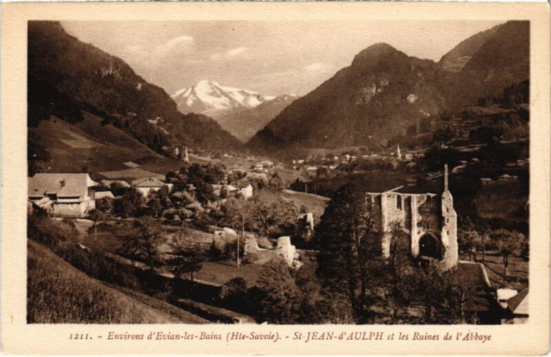 Carte postale ancienne Saint-Jean-D'Aulph ruine de l'Abbaye