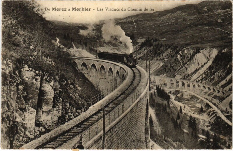 Carte postale ancienne De Morez a Morbier Les Viaducs du Chemin de fer à Chemin