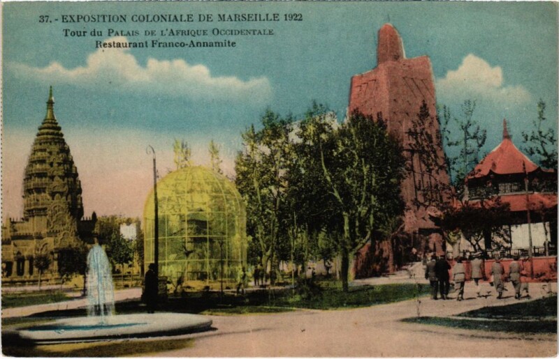 Carte postale ancienne Colonial Expo Marseille Tour du Palais de l'Afrique Occidentale à Marseille