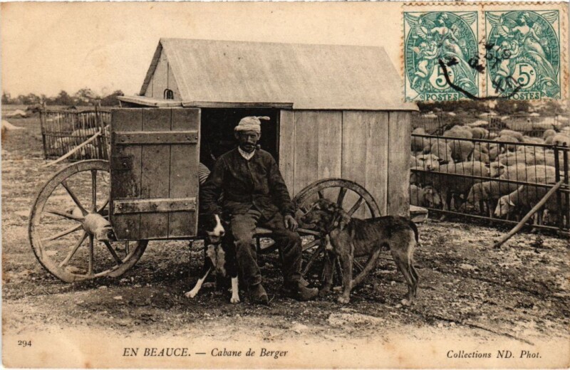 Carte postale ancienne En Beauce Cabane de berger Nd Phot