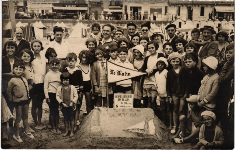 Carte postale ancienne Les Sables D'Olonne Enfants Gds Concours de la Plage carte photo aux Sables-d'Olonne