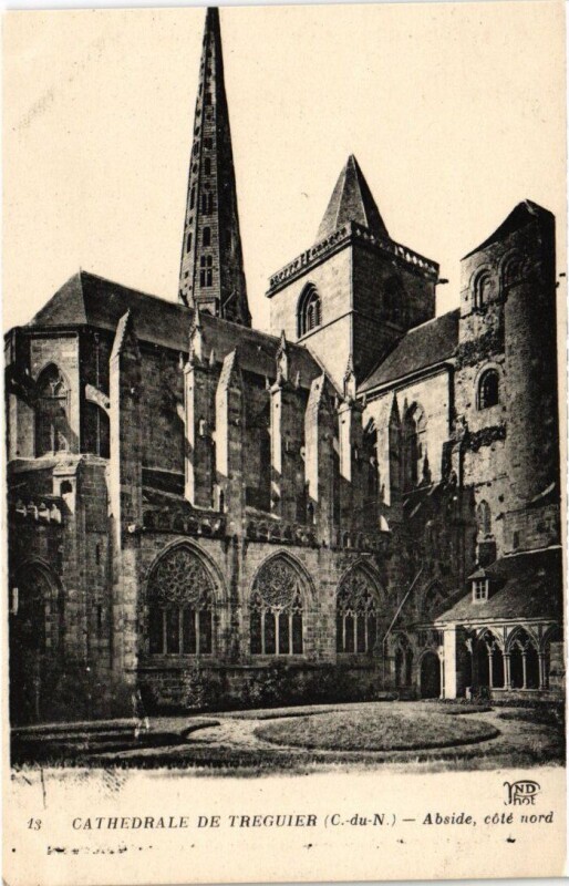 Carte postale ancienne Treguier La cathedrale Abside