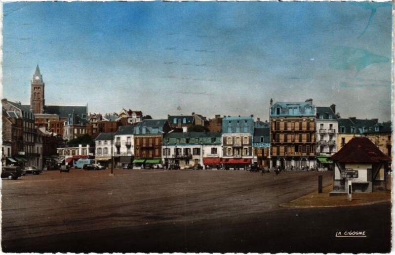 Carte postale ancienne Mers-Les-Bains Place Roger-Salengro à Mers-les-Bains