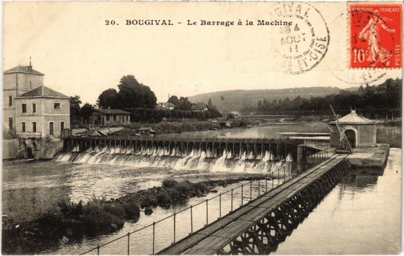 Carte postale ancienne Bougival Barrage a la Machine à Bougival