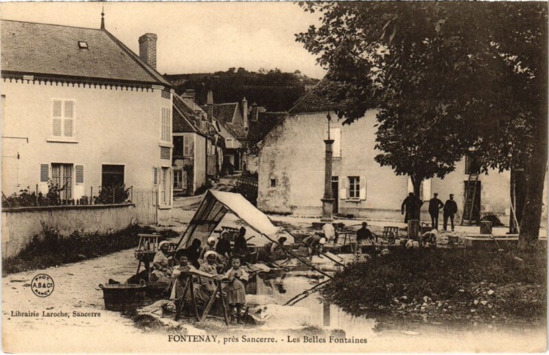 Carte postale ancienne Fontenay Les Belles fontaines