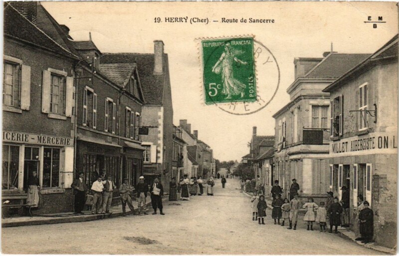 Carte postale ancienne Herry Route de Sancerre à Herry