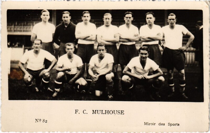 Carte postale ancienne F.C. Mulhouse miroir des Sports foot-ball carte photo à Mulhouse