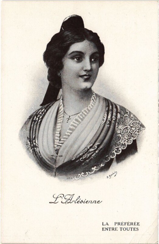 Carte postale ancienne L'Arlesienne - Femme - Type à Arles