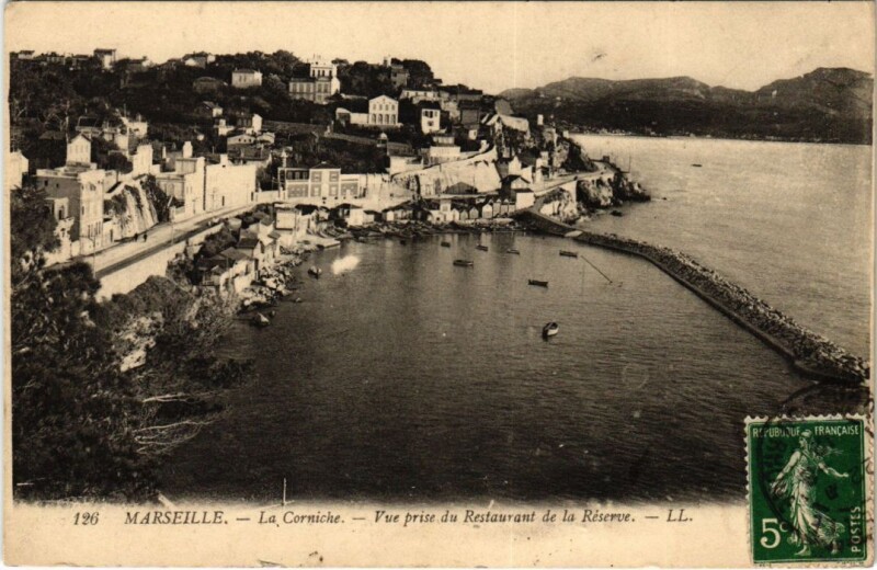 Carte postale ancienne Marseille La Corniche - Vue prise du Restaurant de la Reserve à Marseille