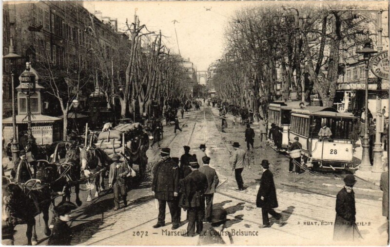 Carte postale ancienne Marseille Le Cours Belsunce à Marseille