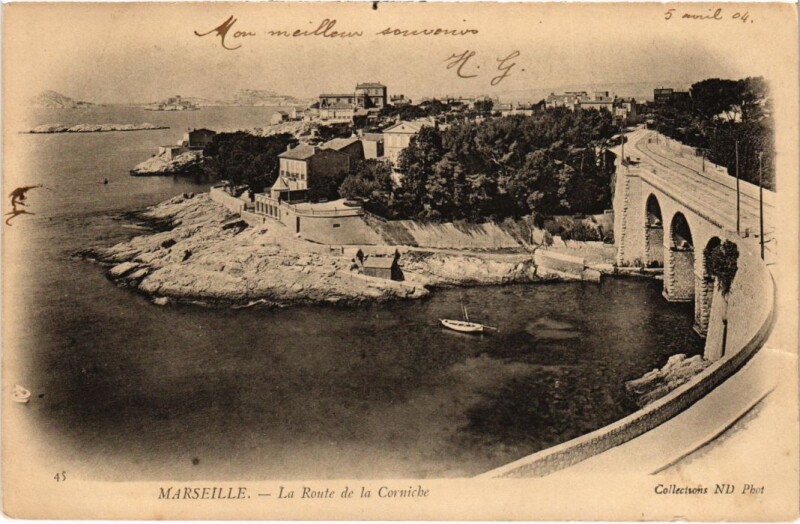 Carte postale ancienne Marseille La Route de la Corniche à Marseille