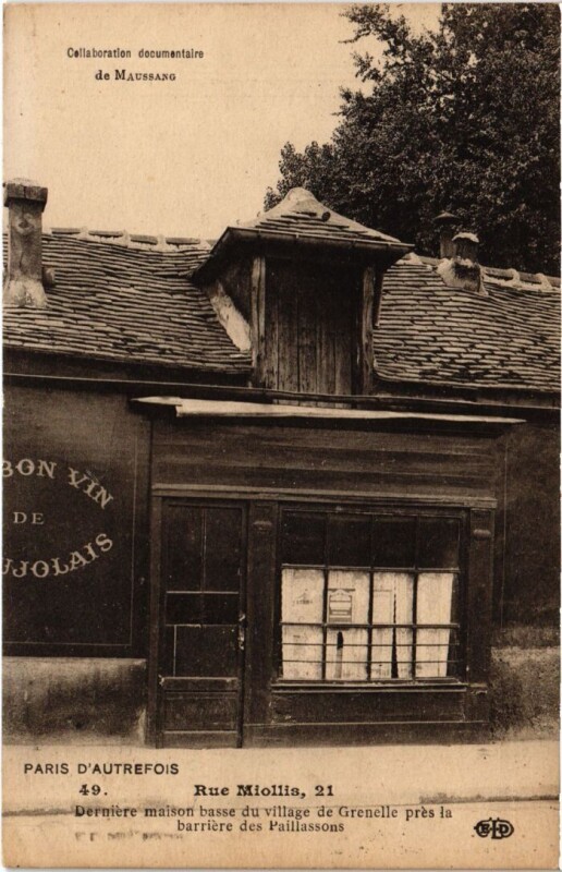Carte postale ancienne Rue Miollis - Dernière maison basse du village de Grenelle près la barrière des Paillassons à Paris 15e