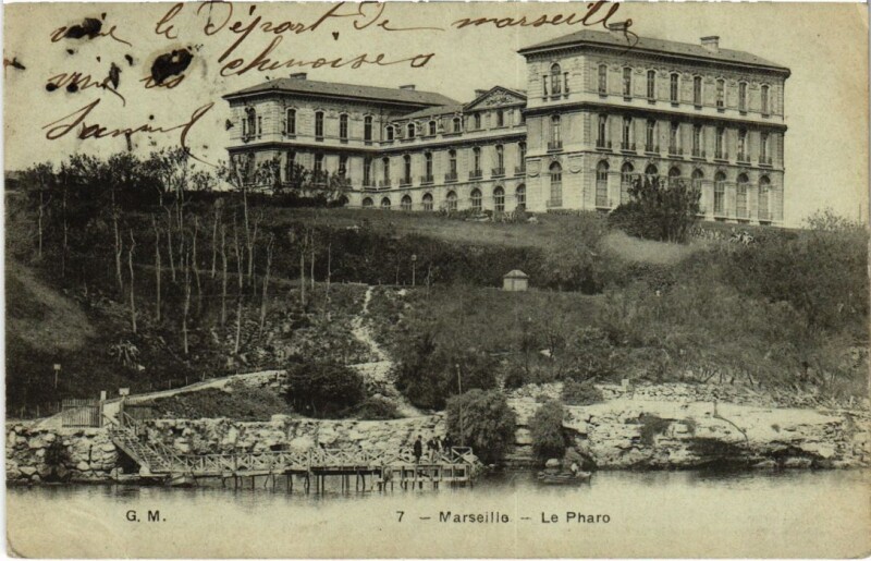 Carte postale ancienne Marseille Le Pharo à Marseille