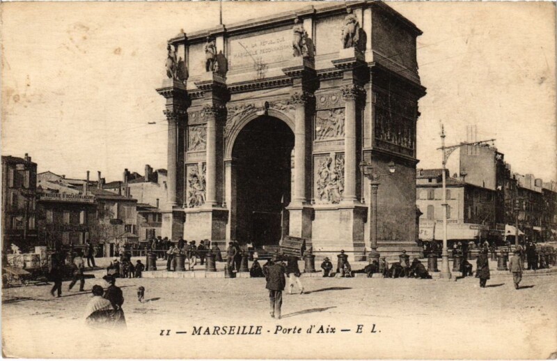Carte postale ancienne Marseille Porte d'Aix à Marseille