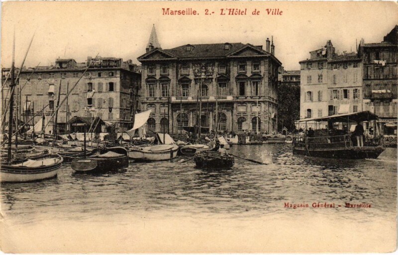 Carte postale ancienne Marseille L'Hotel de Ville à Marseille