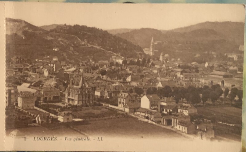 Carte postale ancienne Vue Générale à Lourdes