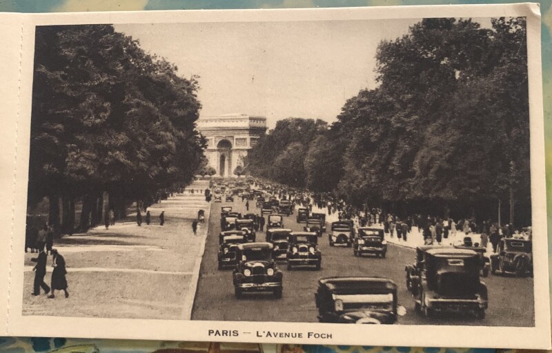 Carte postale ancienne L'Avenue Foch à Paris 16e