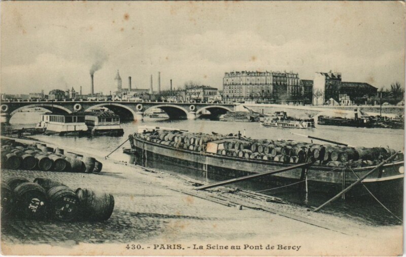 Carte postale ancienne Paris 12e La Seine au Pont de Bercy