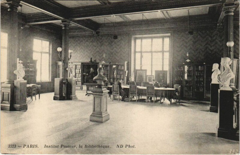 Carte postale ancienne Institut Pasteur, la Bibliothèque à Paris 15e