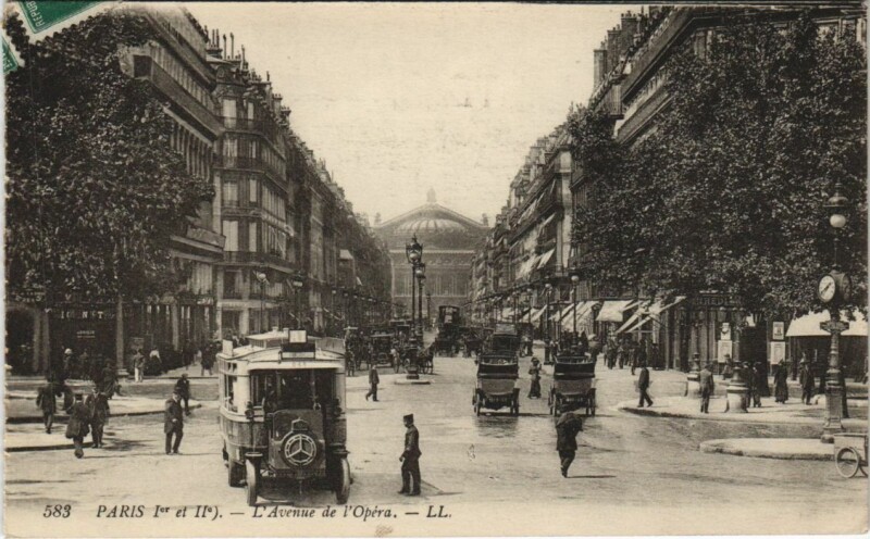 Carte postale ancienne Paris 2e Avenue de l'Opéra