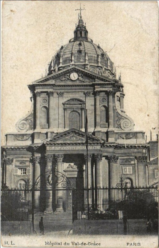 Carte postale ancienne Paris 5e Eglise de Val-de-Grace