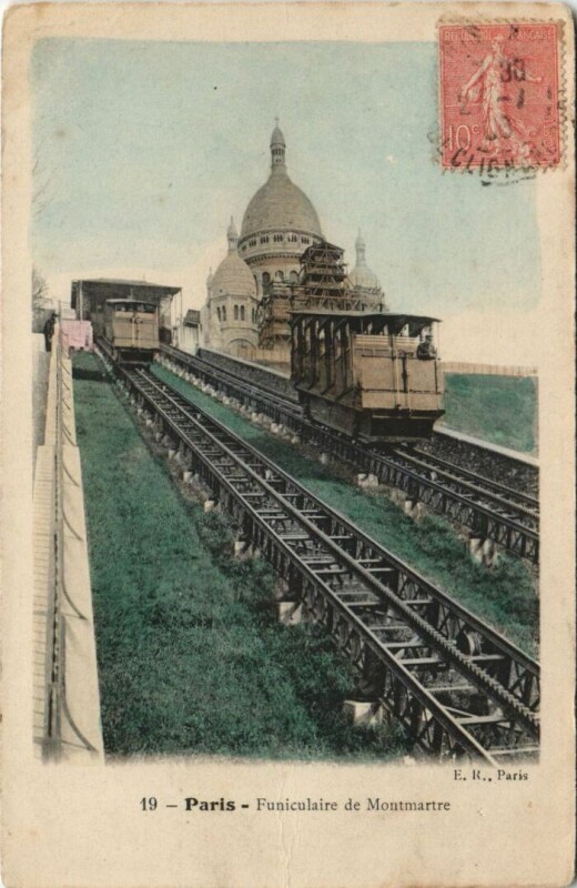 Carte postale ancienne Funiculaire de Montmartre à Paris 18e