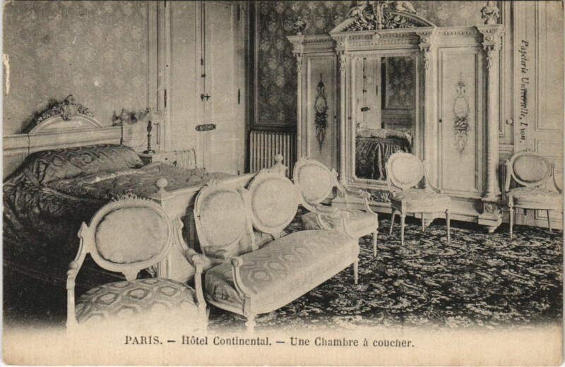 Carte postale ancienne Paris 8e Hotel Continental Chambre a coucher