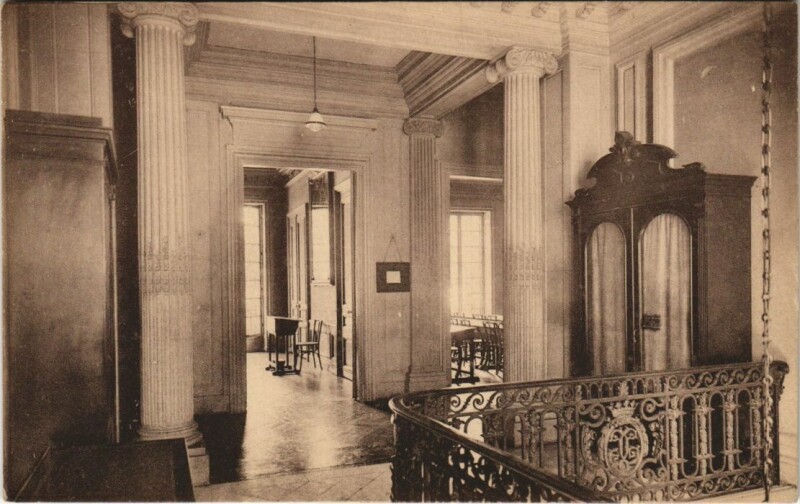 Carte postale ancienne Paris 8e Cours des Champs-Elysées Palier des Classes