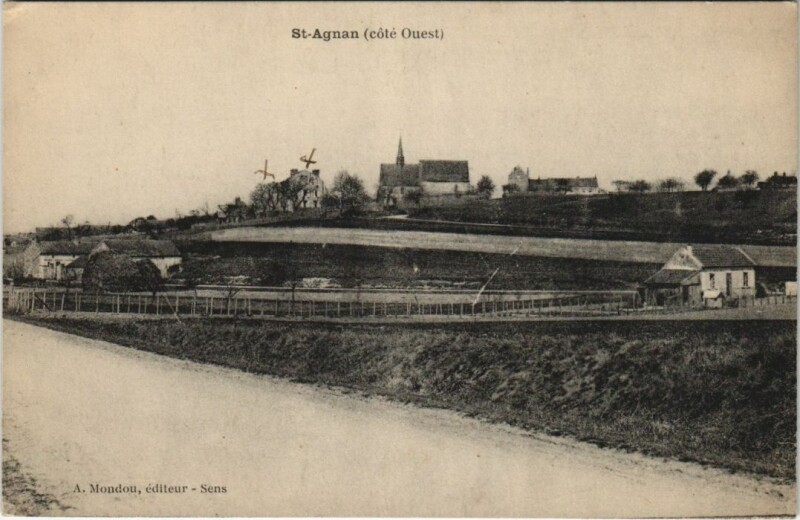 Carte postale ancienne Saint-Agnan Cote Ouest à Saint-Agnan