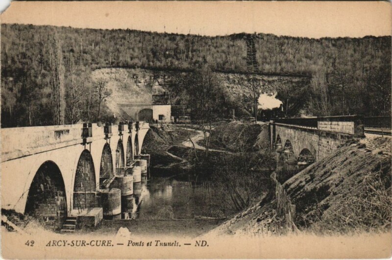 Carte postale ancienne Arcy-sur-Cure Ponts et Tunnels à Arcy-sur-Cure