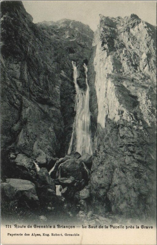 Carte postale ancienne La Grave Le Saut de la Pucelle pres la Grave à La Grave