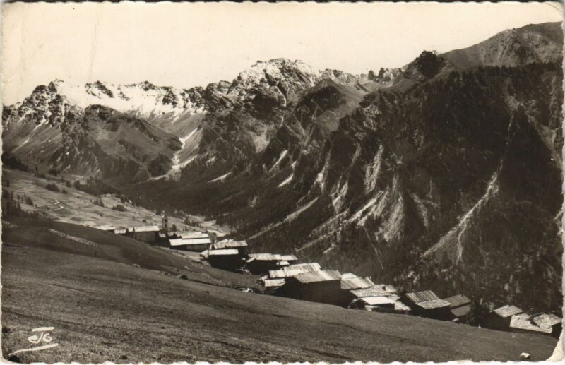 Carte postale ancienne Saint-Veran Le Haut du Village