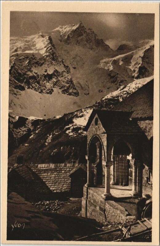 Carte postale ancienne La Grave La Meije - Vues des Terrasses - Eglise Romane à La Grave