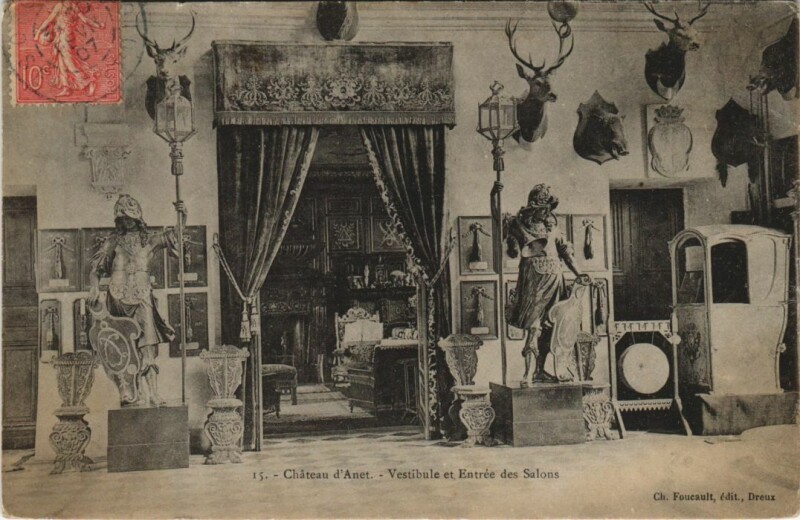 Carte postale ancienne Anet Chateau, Vestibule et Entree des Salons France